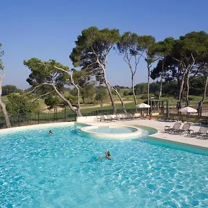 Madame Résidence Provence Country Club Appart hôtel Saumane-de-Vaucluse