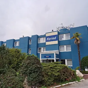 ** Hotel Kyriad Toulon Est Hyeres France